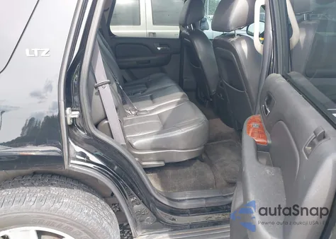 2014 Chevrolet Tahoe Ls z USA, uszkodzony, nr VIN 1GNSCAE05ER128680